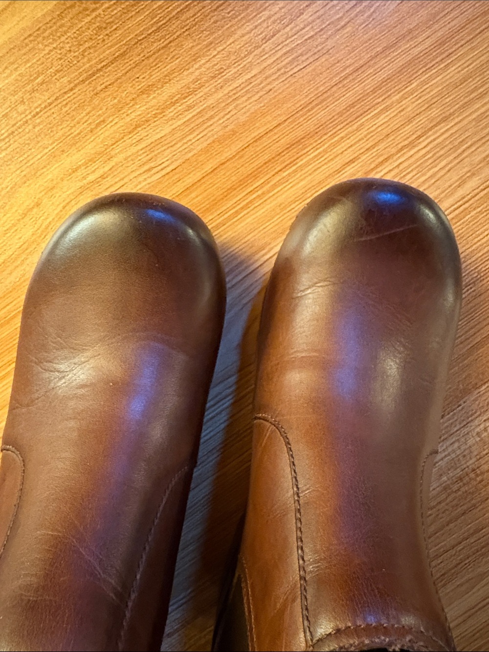 Dansko Women’s Brown Leather Chelsea Ankle Boots - Picture 8 of 9
